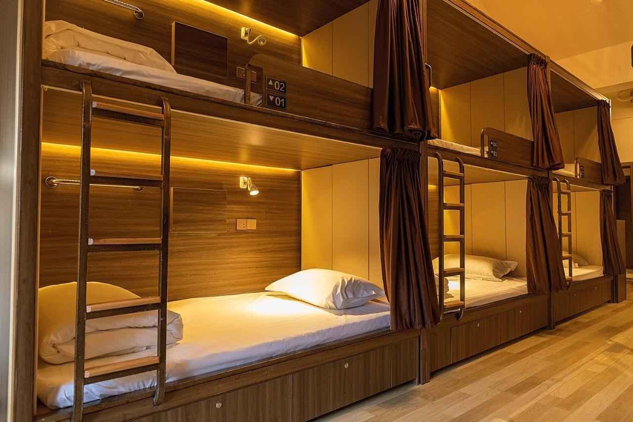The Hump Hostel 驼峰客栈 Куньмин Экстерьер фото